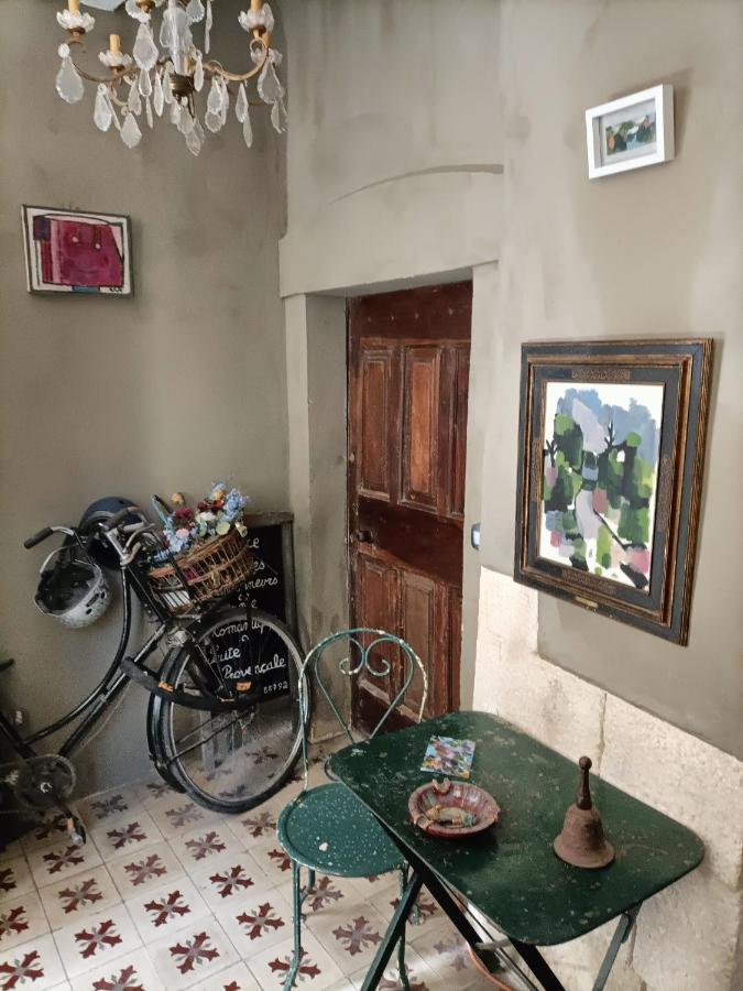 세뇽 A L'Etape Des Randonneurs (Adults Only) B&B 외부 사진